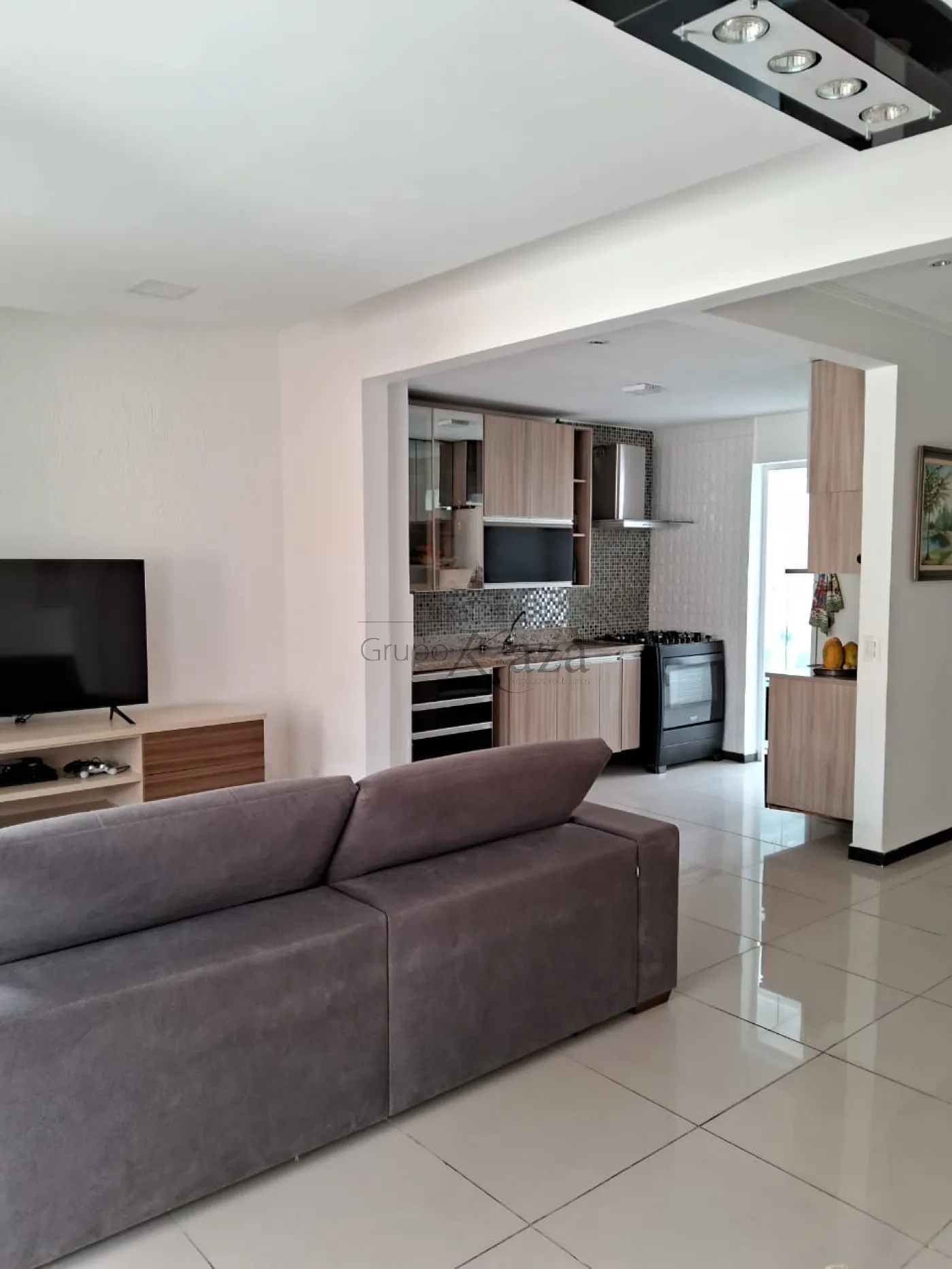 Foto 1 de Casa Condomínio em São João, Jacareí - imagem 1 Foto 1 de Casa Condomínio em São João, Jacareí - imagem 1