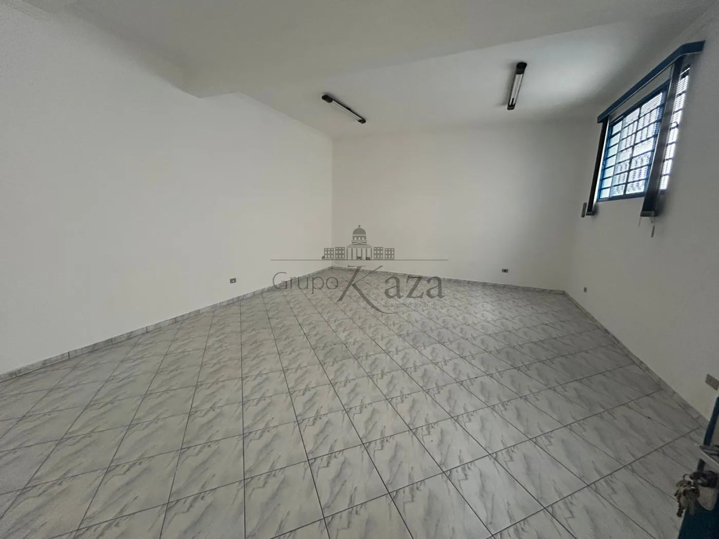 Foto 1 de Comercial Prédio em Centro, Jacareí - imagem 1 Foto 1 de Comercial Prédio em Centro, Jacareí - imagem 1