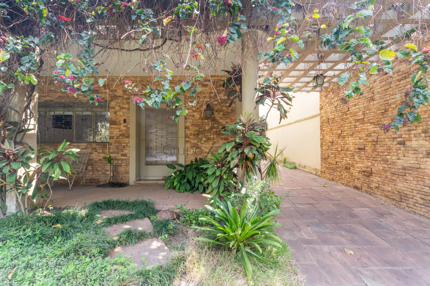 Foto 24 de Casa Padrão em Jardim Paulistano, São Paulo - imagem 24