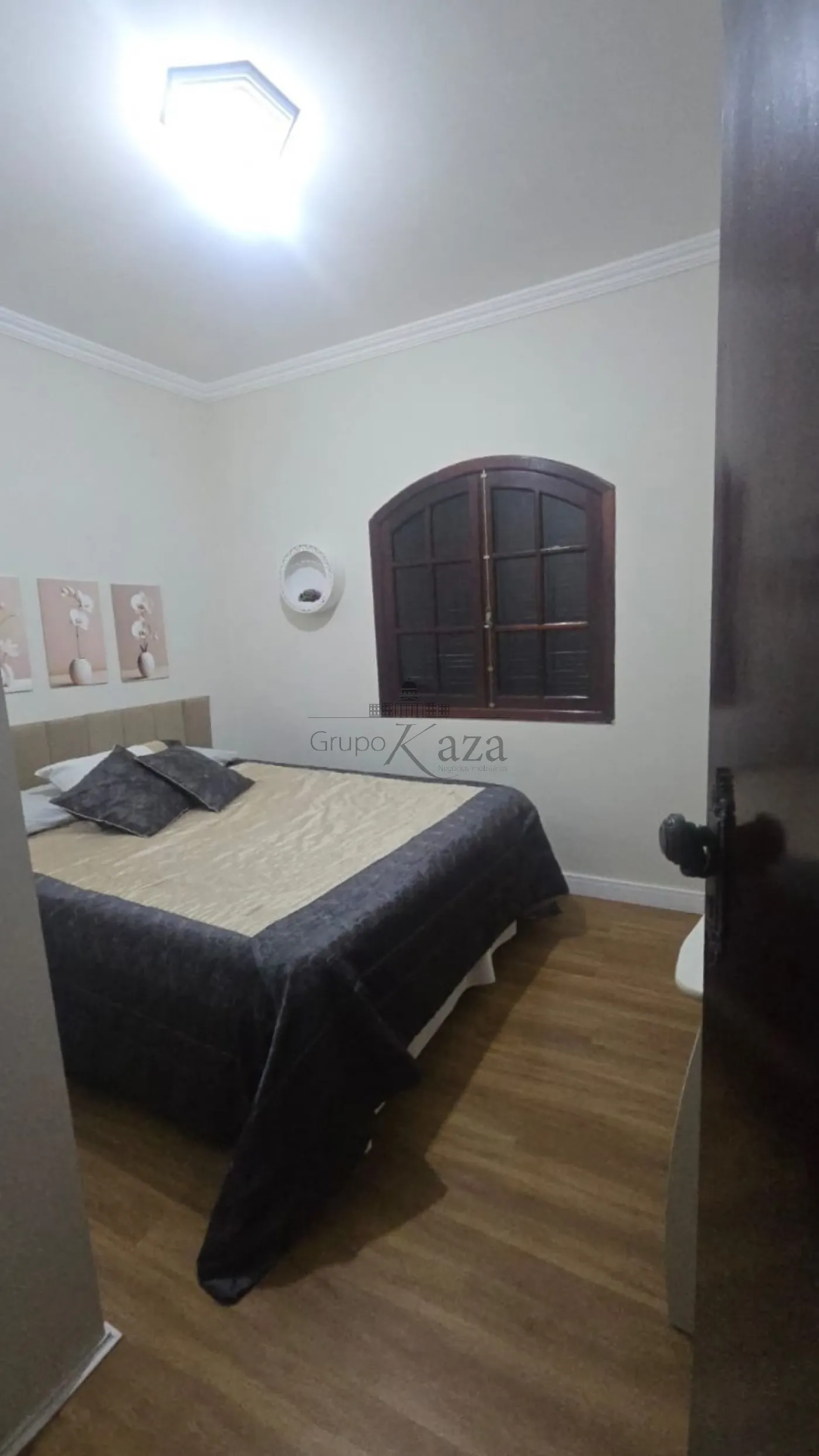 Foto 12 de Casa Padrão em Jardim Portugal, São José dos Campos - imagem 12