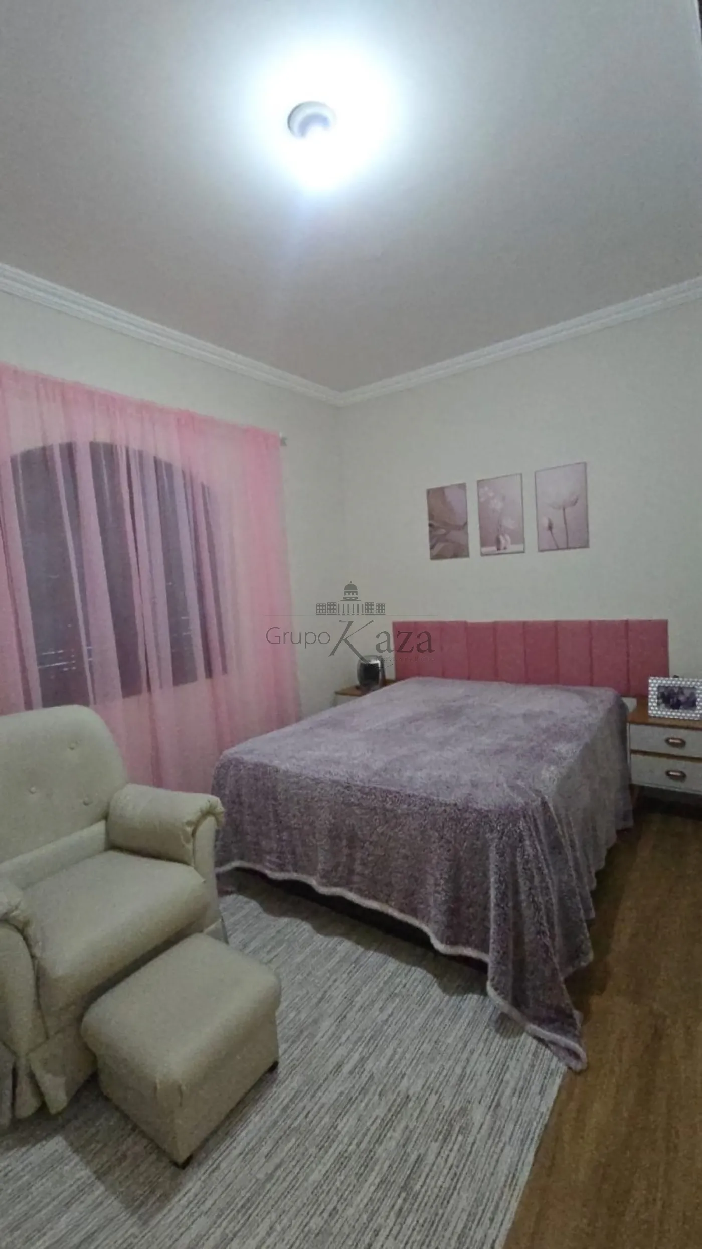 Foto 17 de Casa Padrão em Jardim Portugal, São José dos Campos - imagem 17