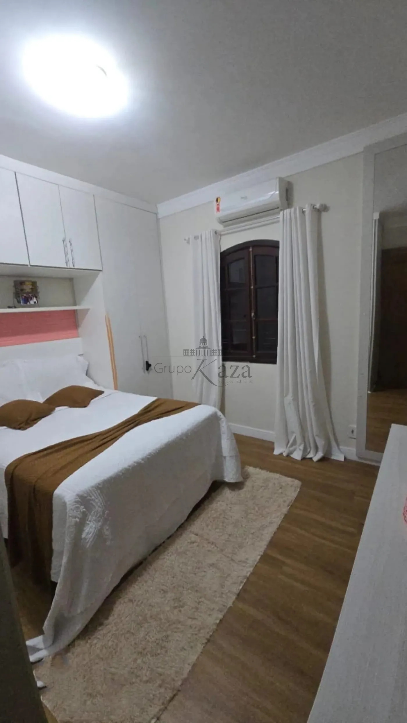 Foto 15 de Casa Padrão em Jardim Portugal, São José dos Campos - imagem 15