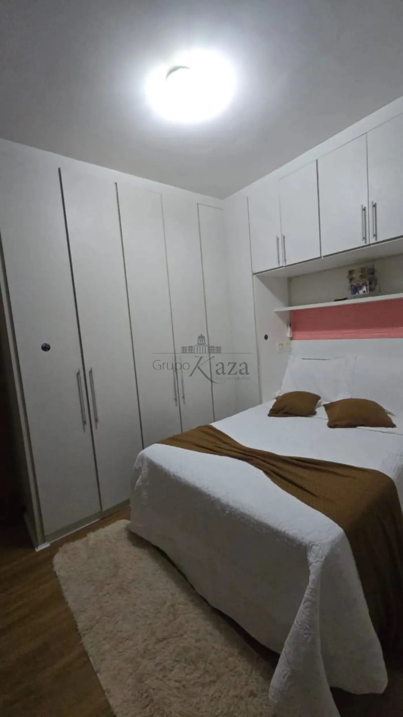 Foto 16 de Casa Padrão em Jardim Portugal, São José dos Campos - imagem 16