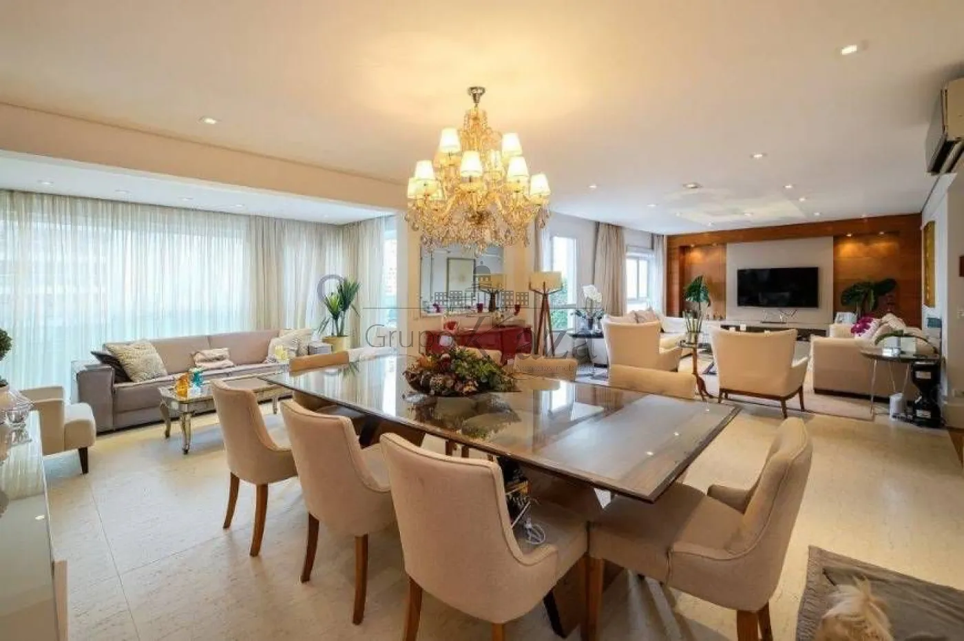 Foto 1 de Apartamento Padrão em Vila Olímpia, São Paulo - imagem 1 Foto 1 de Apartamento Padrão em Vila Olímpia, São Paulo - imagem 1