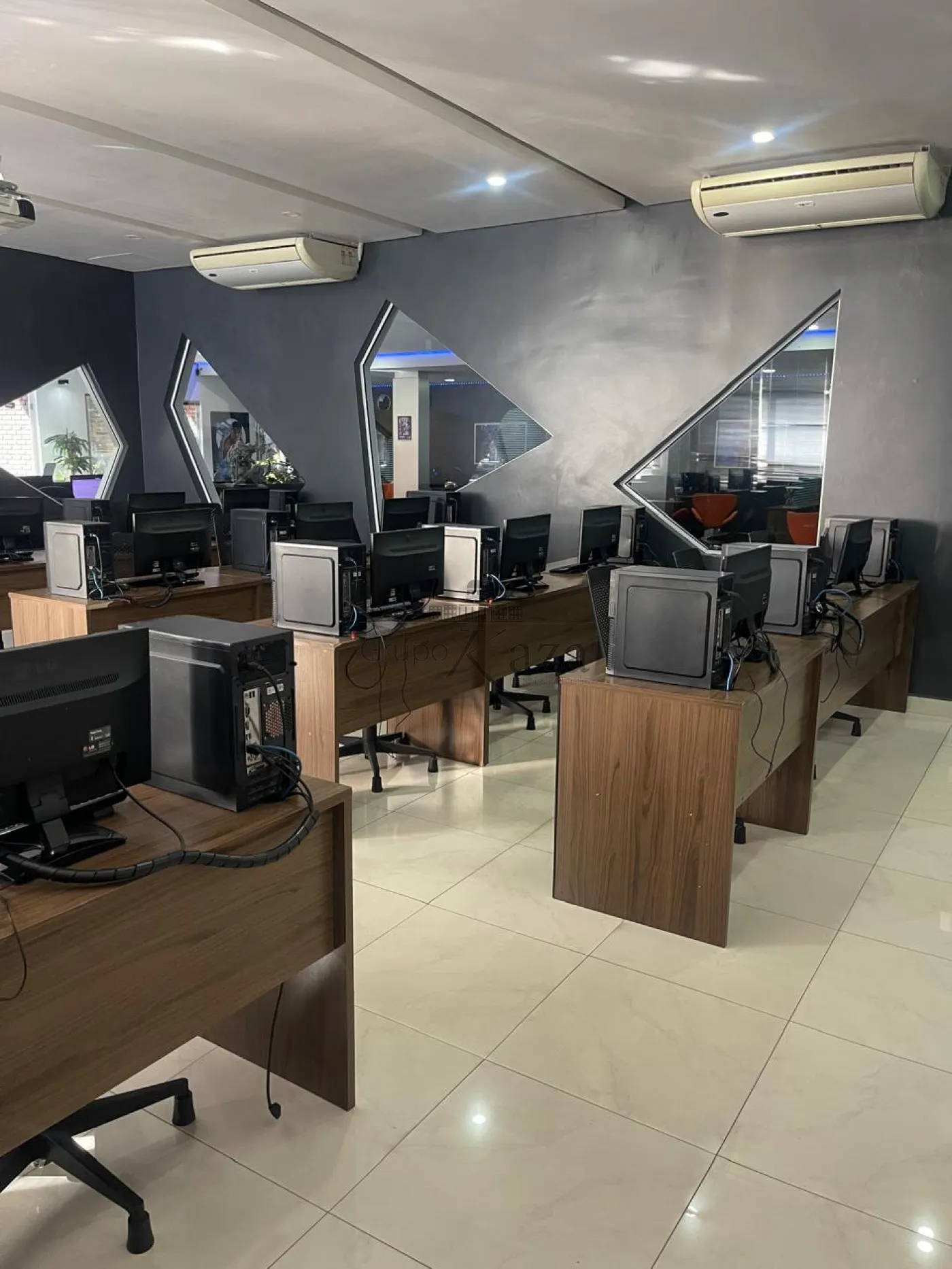 Foto 5 de Casa Padrão em Chácara Santo Antônio (Zona Sul), São Paulo - imagem 5