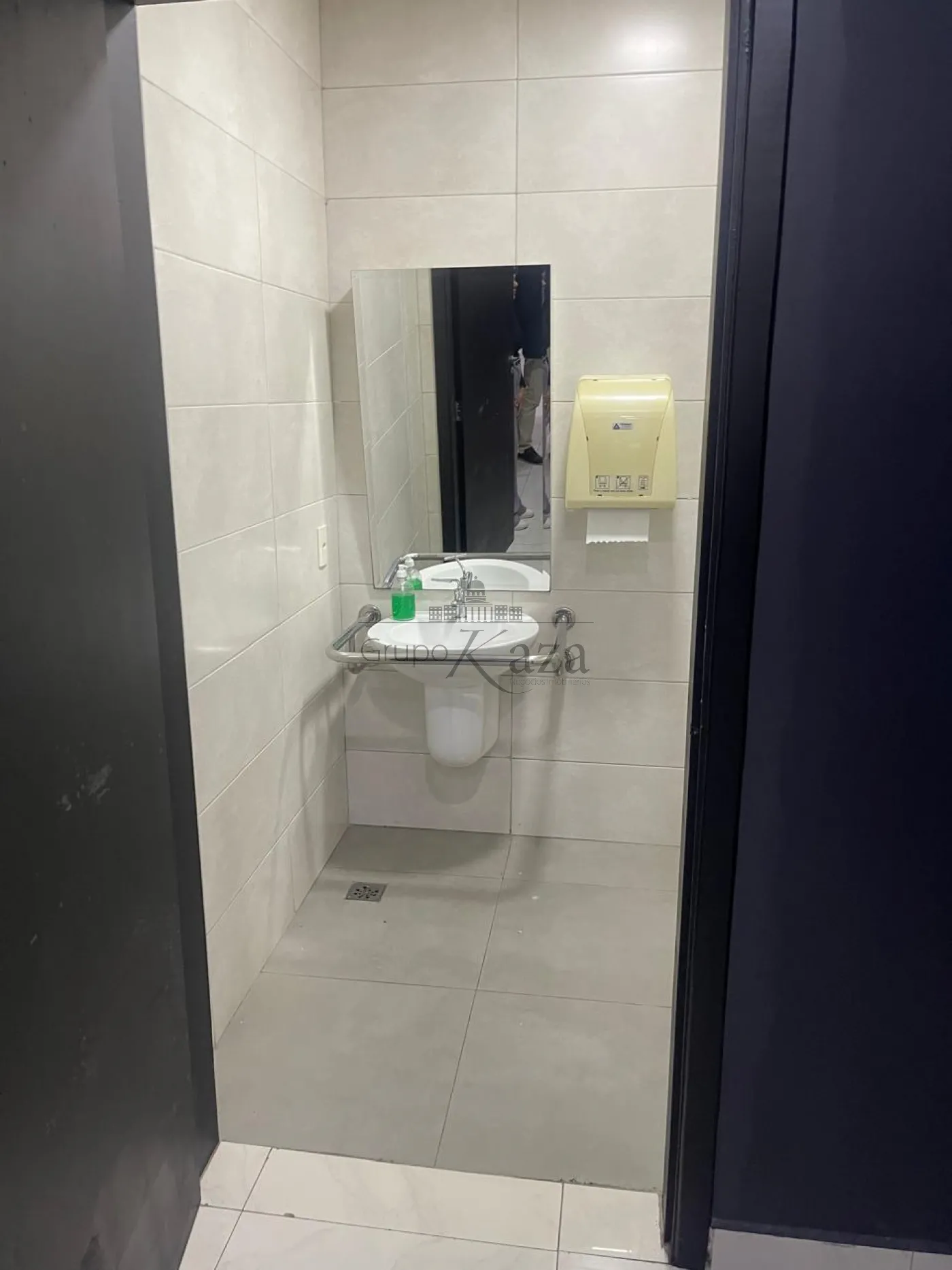 Foto 28 de Casa Padrão em Chácara Santo Antônio (Zona Sul), São Paulo - imagem 28