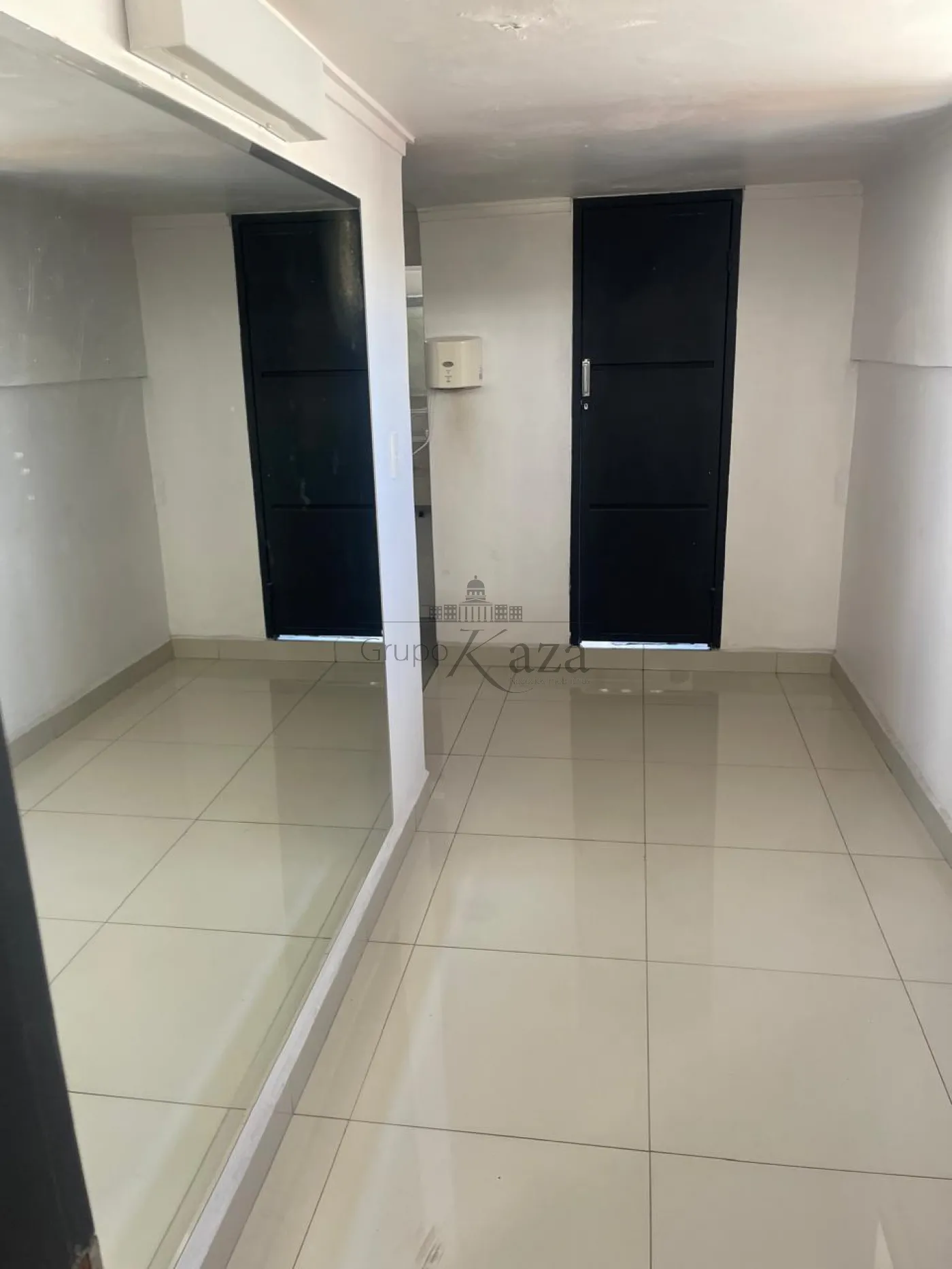 Foto 9 de Casa Padrão em Chácara Santo Antônio (Zona Sul), São Paulo - imagem 9