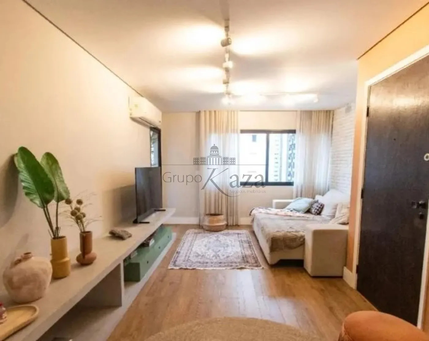 Foto 1 de Apartamento Padrão em Vila Mariana, São Paulo - imagem 1 Foto 1 de Apartamento Padrão em Vila Mariana, São Paulo - imagem 1