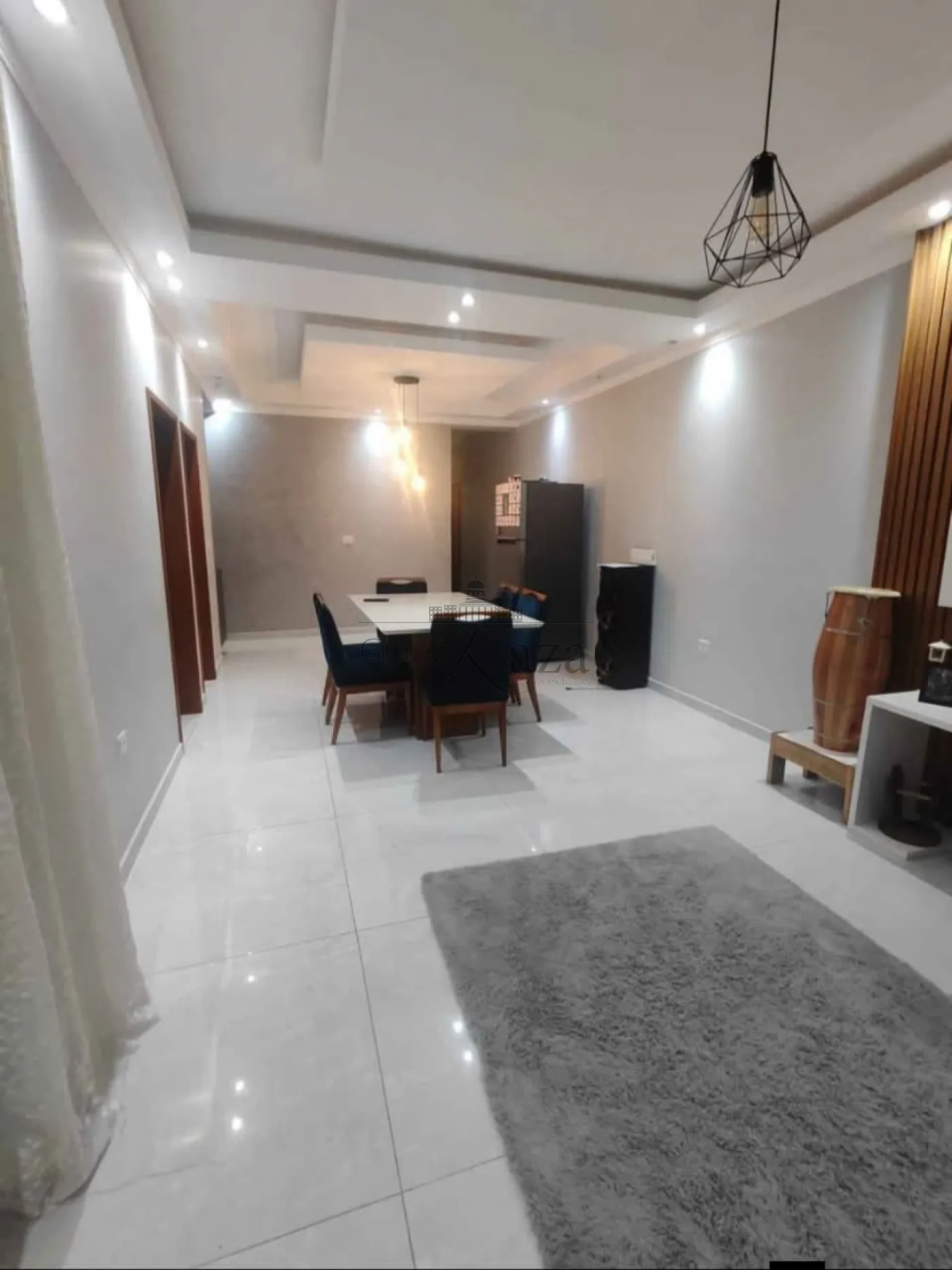 Foto 2 de Casa Padrão em Conjunto Residencial Dom Pedro I, São José dos Campos - imagem 2 Foto 2 de Casa Padrão em Conjunto Residencial Dom Pedro I, São José dos Campos - imagem 2