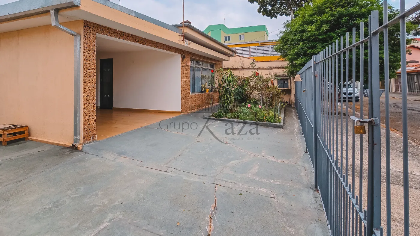 Foto 16 de Casa Padrão em Jardim Oriente, São José dos Campos - imagem 16