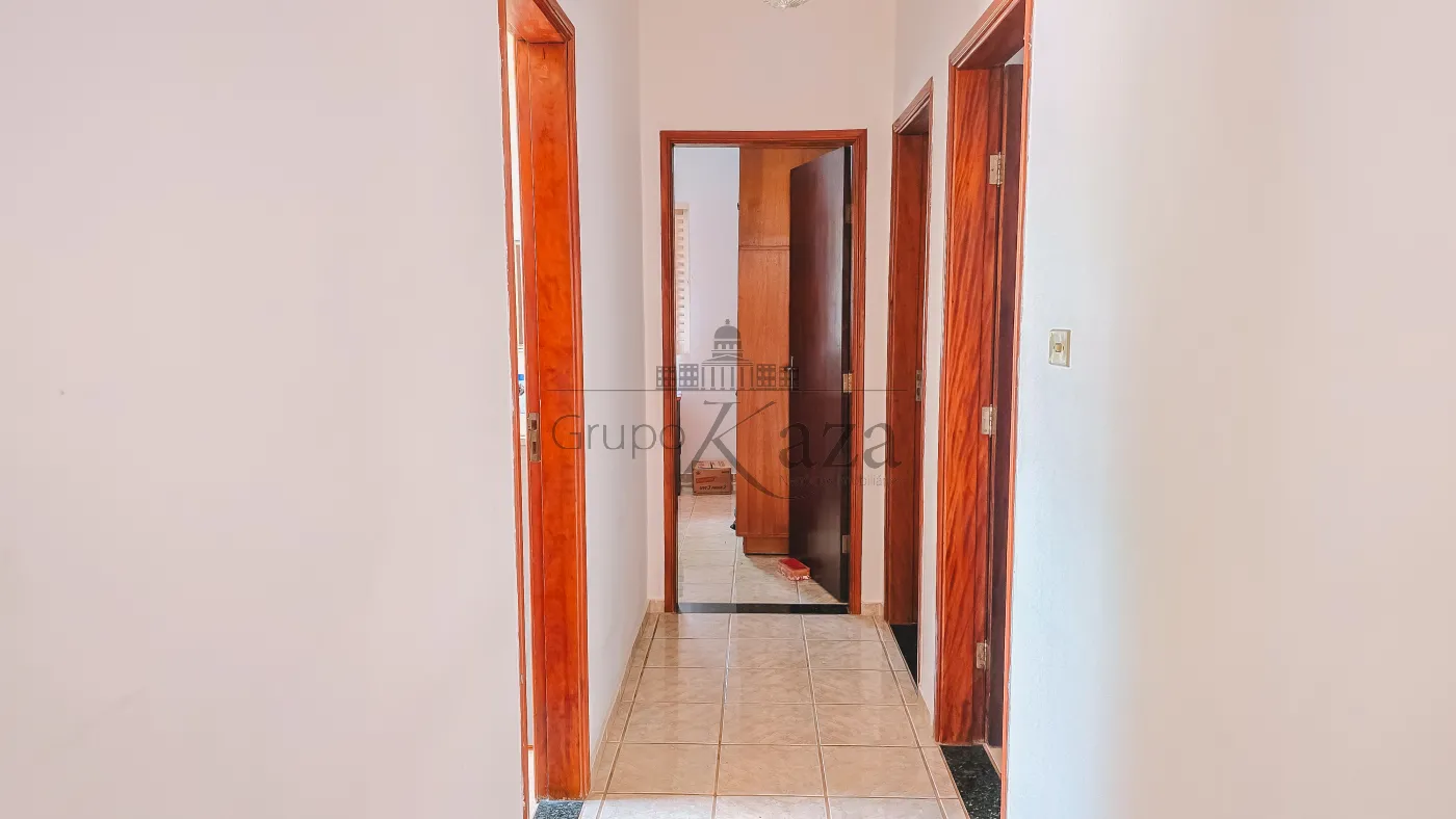 Foto 3 de Casa Padrão em Jardim Oriente, São José dos Campos - imagem 3 Foto 3 de Casa Padrão em Jardim Oriente, São José dos Campos - imagem 3