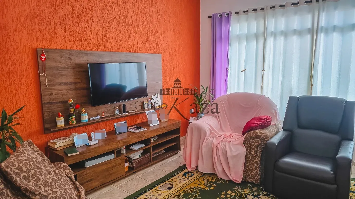 Foto 1 de Casa Padrão em Jardim Oriente, São José dos Campos - imagem 1 Foto 1 de Casa Padrão em Jardim Oriente, São José dos Campos - imagem 1