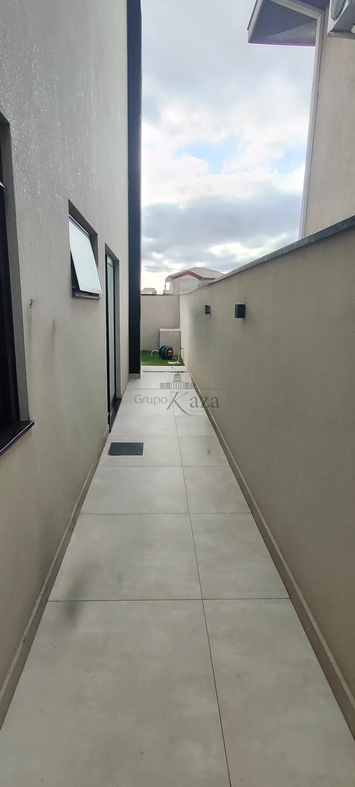 Foto 47 de Casa Condomínio em Jardim Jacinto, Jacareí - imagem 47