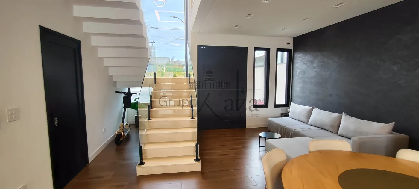 Foto 4 de Casa Condomínio em Jardim Jacinto, Jacareí - imagem 4