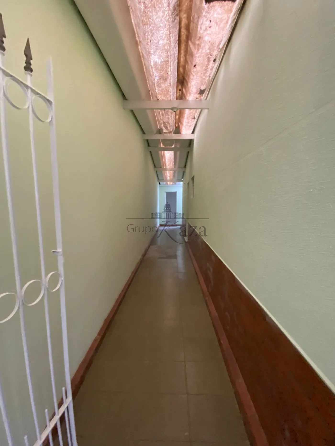 Foto 10 de Casa Padrão em Vila Indústrial, São José dos Campos - imagem 10