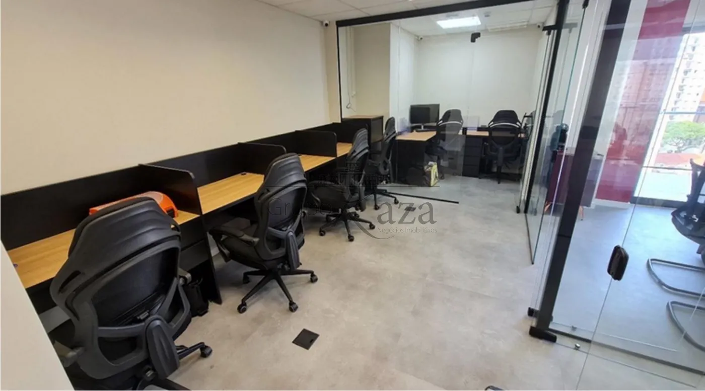 Foto 2 de Comercial Conjunto Comercial em Moema, São Paulo - imagem 2 Foto 2 de Comercial Conjunto Comercial em Moema, São Paulo - imagem 2