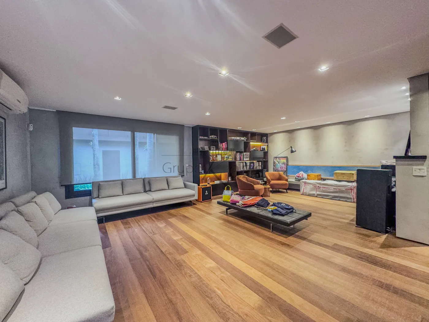 Foto 1 de Casa Sobrado em Jardim Europa, São Paulo - imagem 1 Foto 1 de Casa Sobrado em Jardim Europa, São Paulo - imagem 1