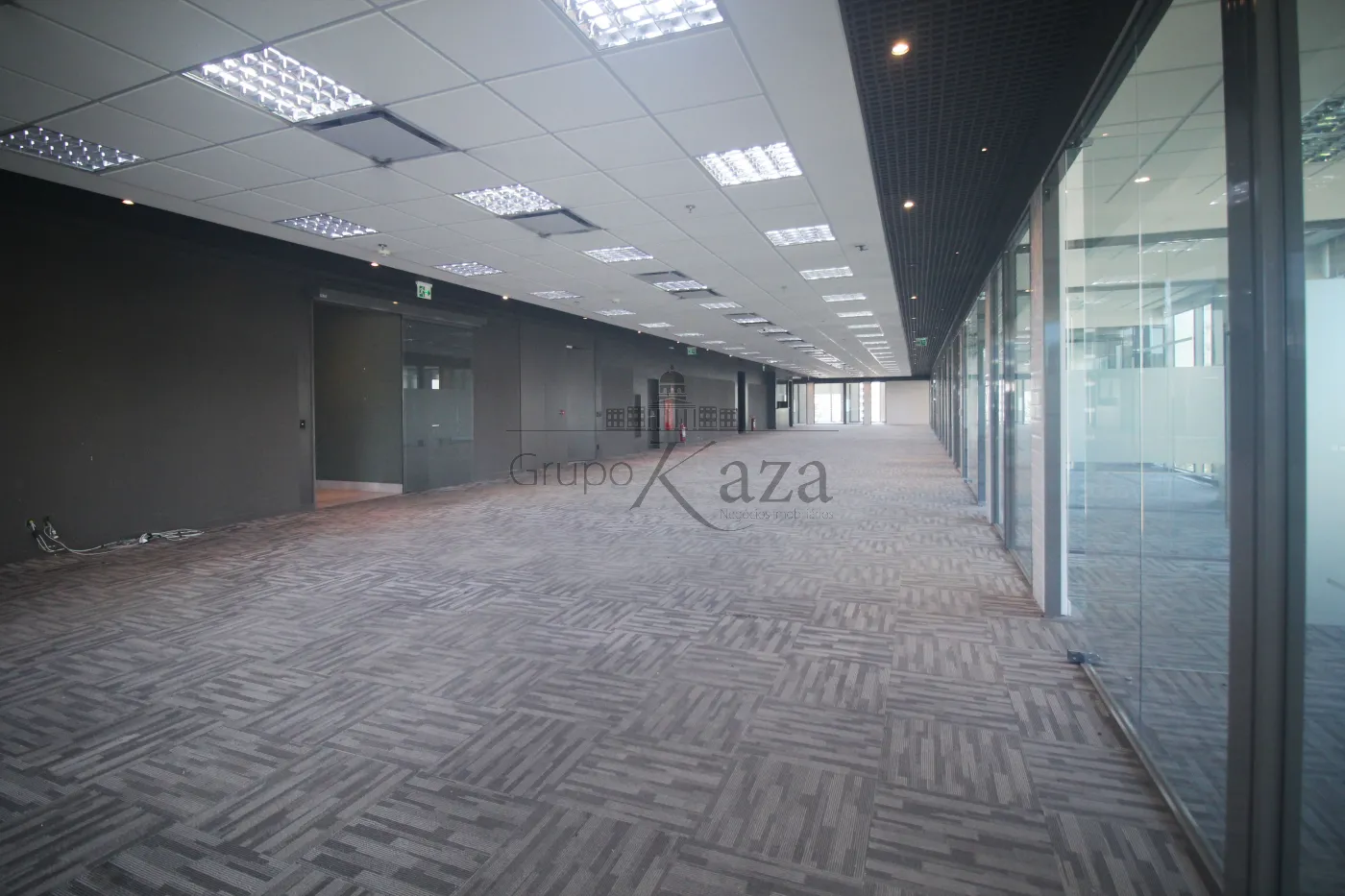 Foto 3 de Comercial Laje Corporativa em Itaim Bibi, São Paulo - imagem 3 Foto 3 de Comercial Laje Corporativa em Itaim Bibi, São Paulo - imagem 3