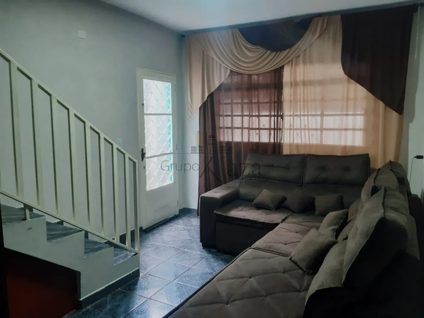 Foto 1 de Casa Sobrado em Parque Residencial Flamboyant, São José dos Campos - imagem 1 Foto 1 de Casa Sobrado em Parque Residencial Flamboyant, São José dos Campos - imagem 1