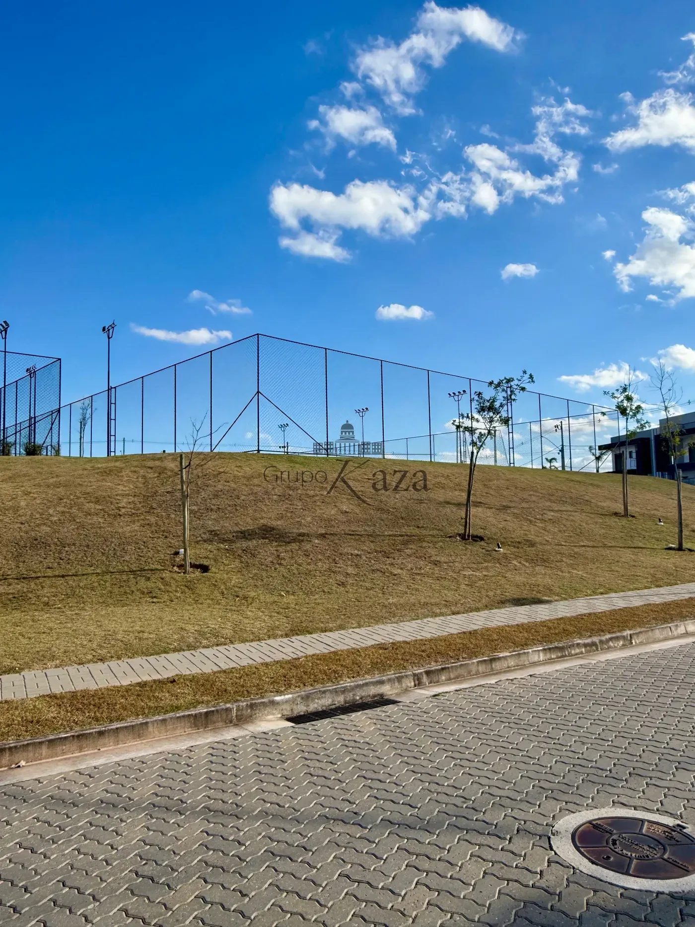 Foto 1 de Terreno Condomínio em Urbanova, São José dos Campos - imagem 1 Foto 1 de Terreno Condomínio em Urbanova, São José dos Campos - imagem 1