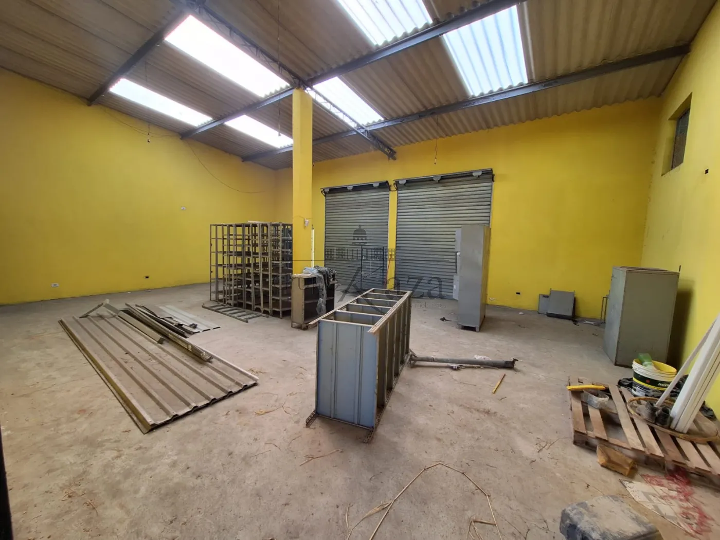 Foto 3 de Comercial Galpão em Conjunto Habitacional Marinho, Jacareí - imagem 3 Foto 3 de Comercial Galpão em Conjunto Habitacional Marinho, Jacareí - imagem 3