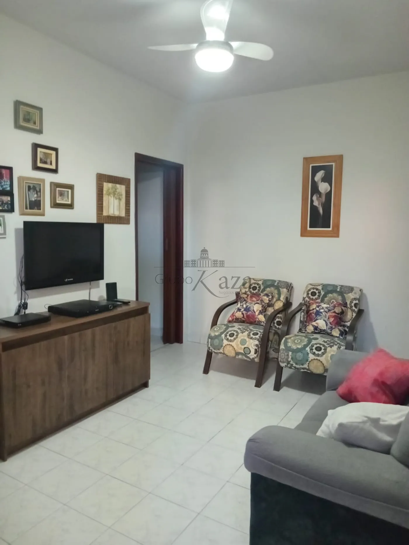 Foto 2 de Casa Comercial Residencial em Vila Indústrial, São José dos Campos - imagem 2 Foto 2 de Casa Comercial Residencial em Vila Indústrial, São José dos Campos - imagem 2