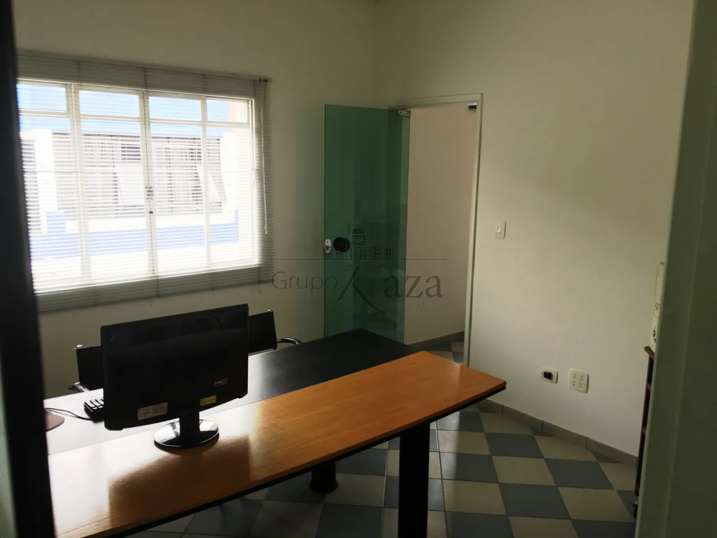 Foto 1 de Comercial Sobreloja em Centro, São José dos Campos - imagem 1 Foto 1 de Comercial Sobreloja em Centro, São José dos Campos - imagem 1