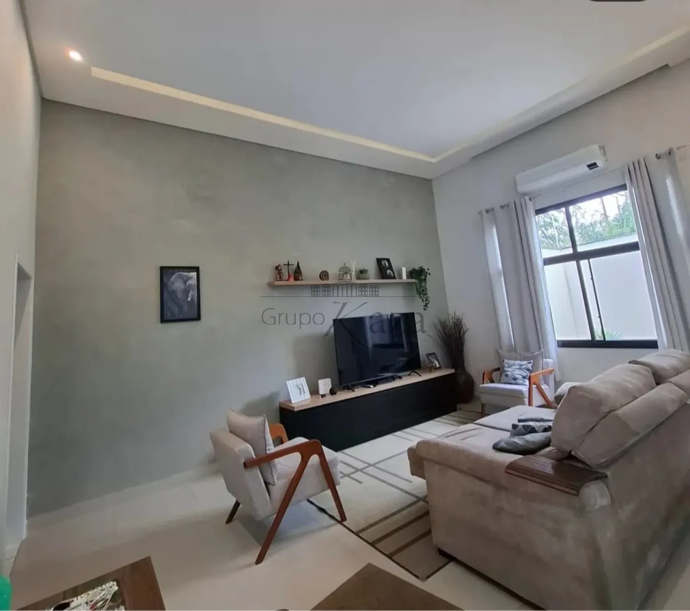 Foto 1 de Casa Padrão em Loteamento Villa Branca, Jacareí - imagem 1 Foto 1 de Casa Padrão em Loteamento Villa Branca, Jacareí - imagem 1