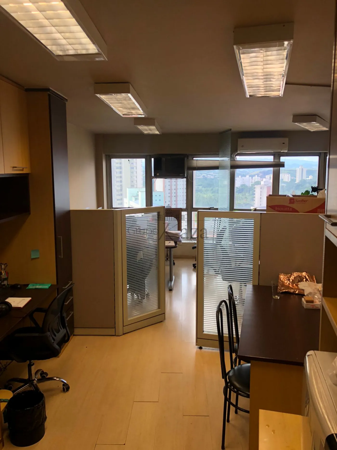 Foto 1 de Comercial Sala Condomínio em Centro, São José dos Campos - imagem 1 Foto 1 de Comercial Sala Condomínio em Centro, São José dos Campos - imagem 1