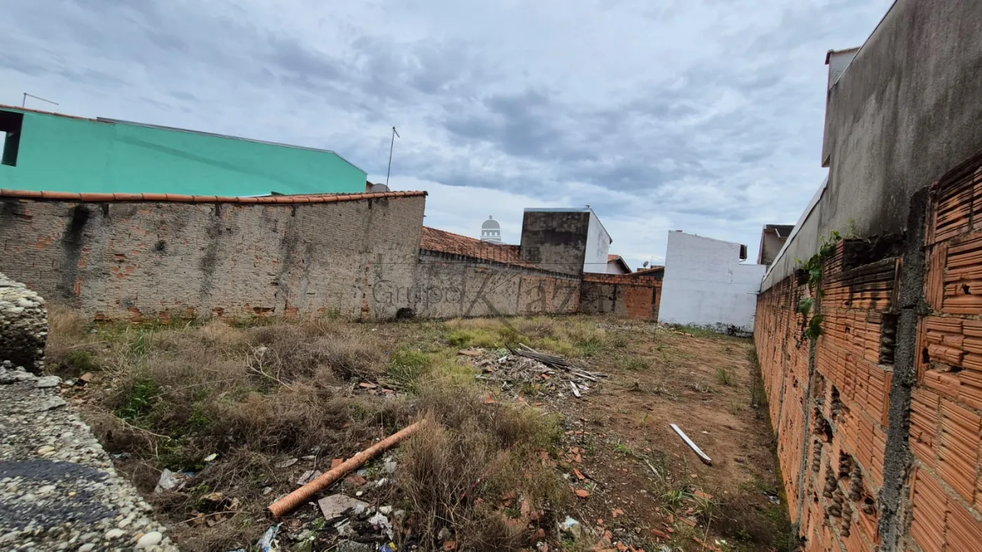 Foto 2 de Terreno Padrão em Residencial União, São José dos Campos - imagem 2 Foto 2 de Terreno Padrão em Residencial União, São José dos Campos - imagem 2