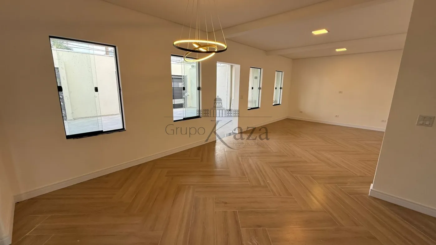 Foto 2 de Casa Térrea em Jardim Satélite, São José dos Campos - imagem 2 Foto 2 de Casa Térrea em Jardim Satélite, São José dos Campos - imagem 2