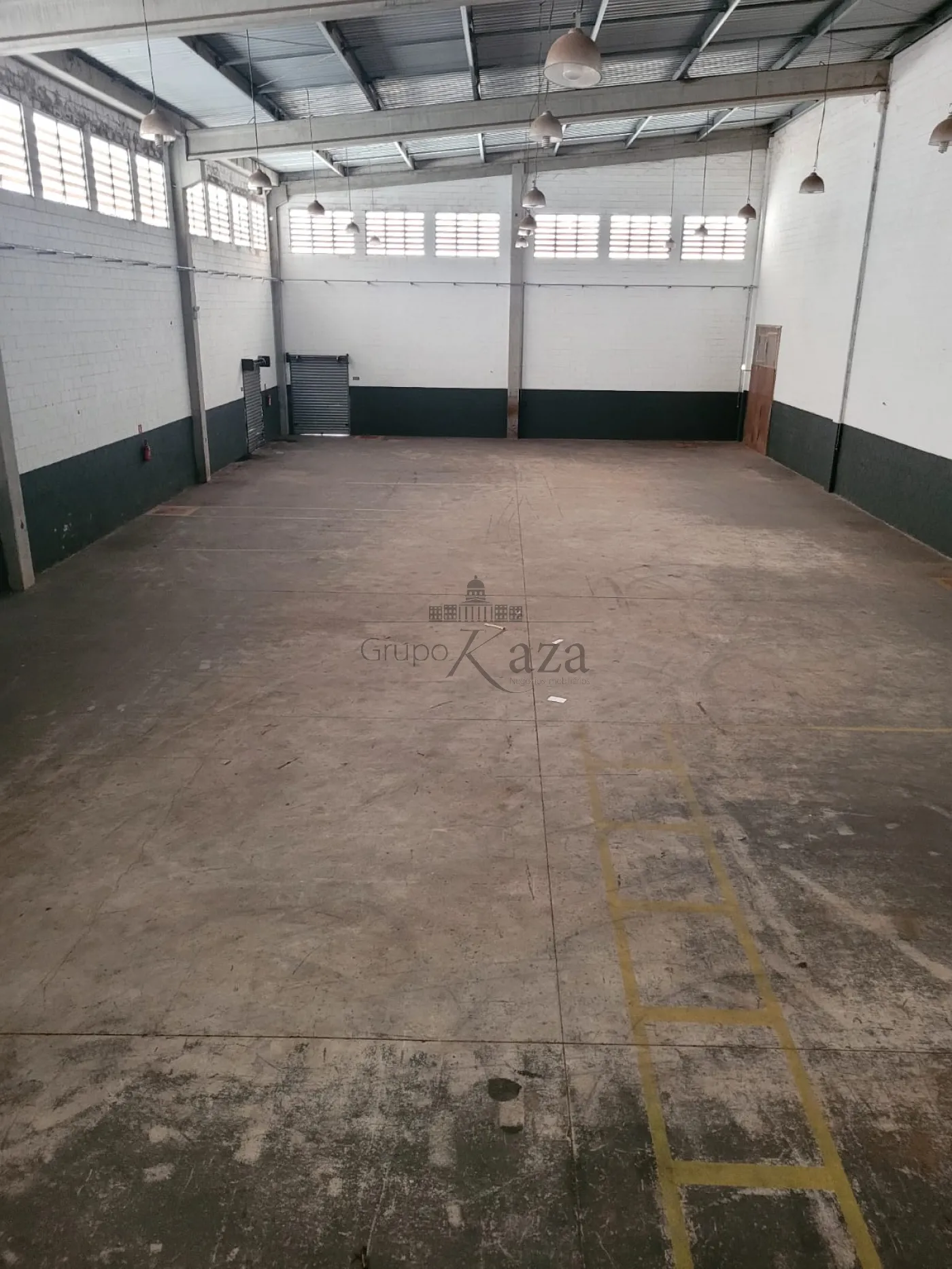 Foto 1 de Comercial Galpão em Condomínio em Rio Abaixo, Jacareí - imagem 1 Foto 1 de Comercial Galpão em Condomínio em Rio Abaixo, Jacareí - imagem 1