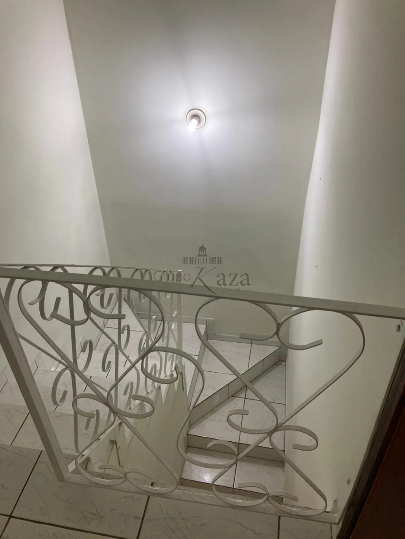 Foto 6 de Casa Padrão em Jardim Ismênia, São José dos Campos - imagem 6