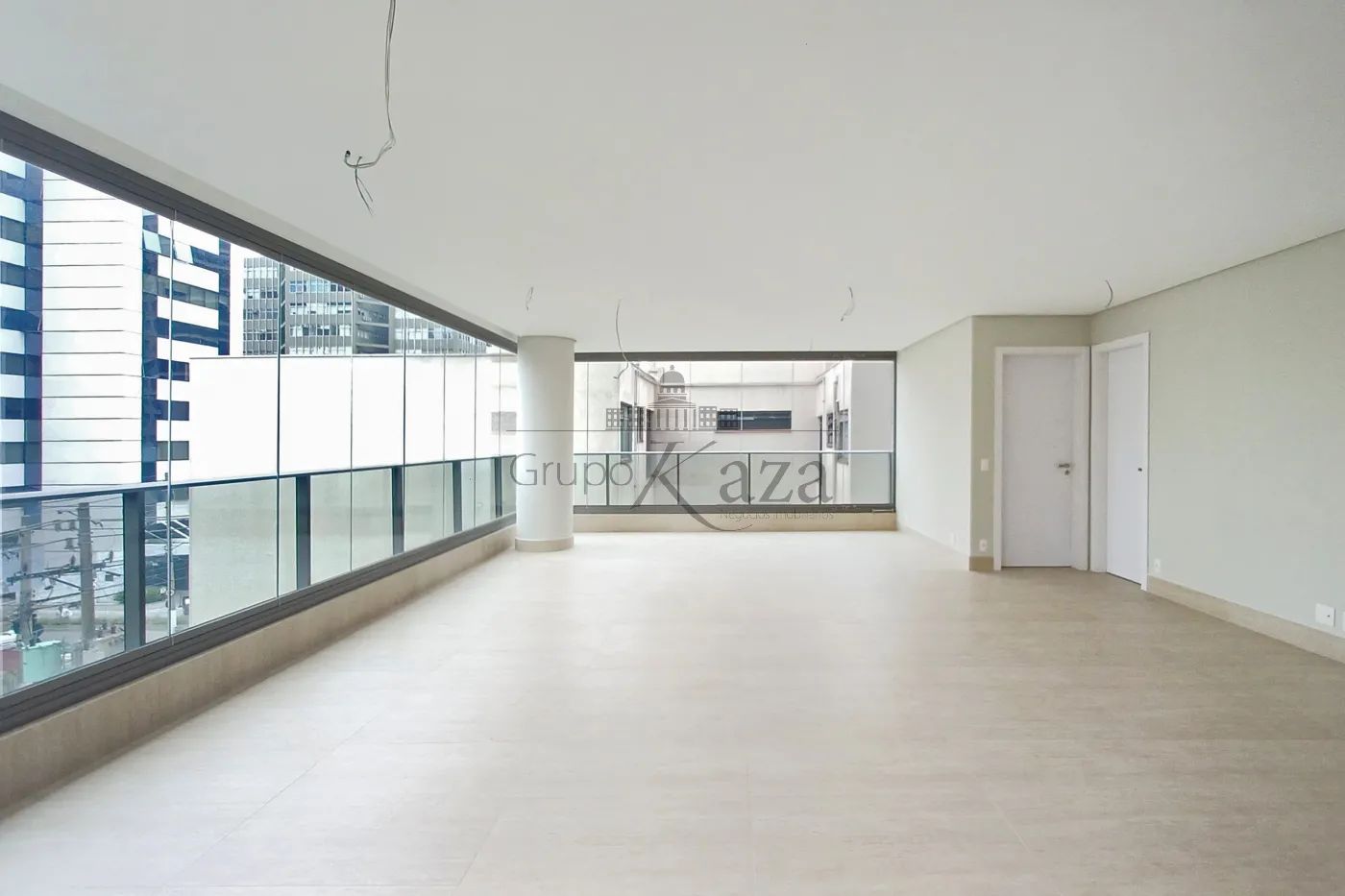 Foto 3 de Apartamento Padrão em Vila Nova Conceição, São Paulo - imagem 3