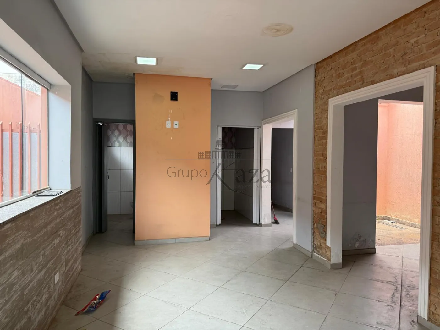 Foto 1 de Casa Comercial Residencial em Centro, Jacareí - imagem 1 Foto 1 de Casa Comercial Residencial em Centro, Jacareí - imagem 1