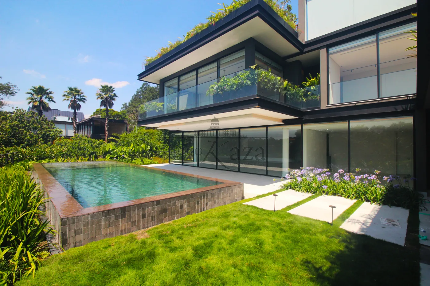 Foto 2 de Casa Padrão em Cidade Jardim, São Paulo - imagem 2 Foto 2 de Casa Padrão em Cidade Jardim, São Paulo - imagem 2