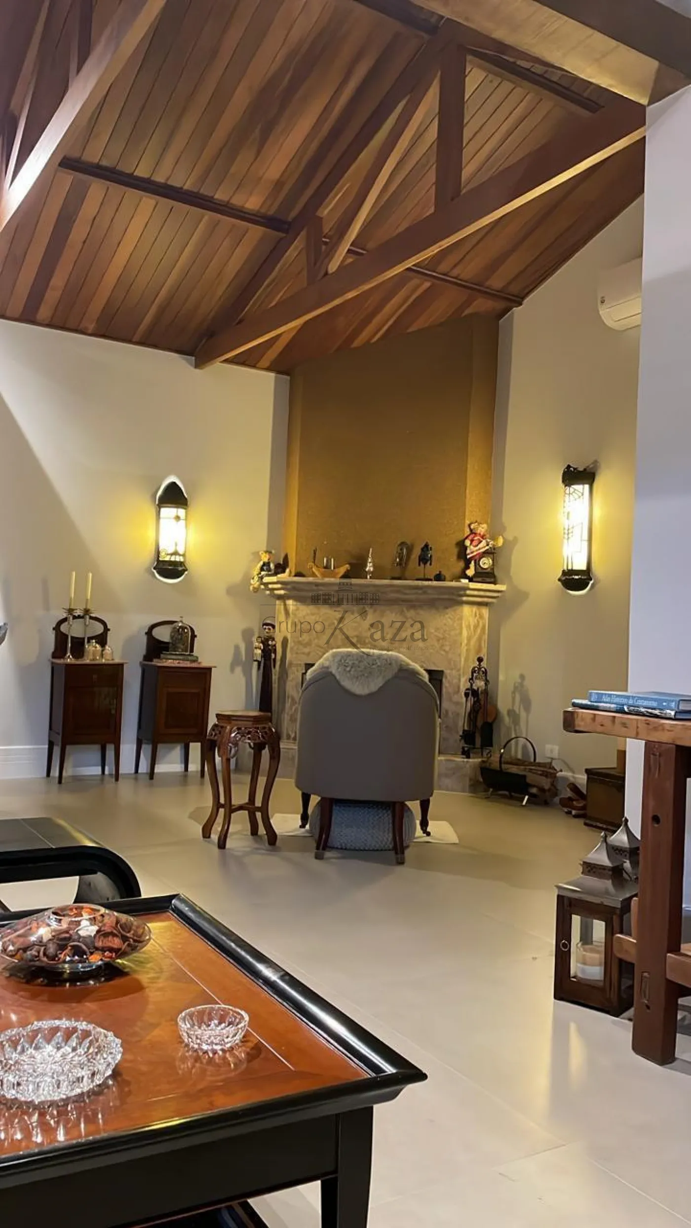 Foto 2 de Casa Condomínio em Condomínio Villagio Fazendão, São José dos Campos - imagem 2 Foto 2 de Casa Condomínio em Condomínio Villagio Fazendão, São José dos Campos - imagem 2