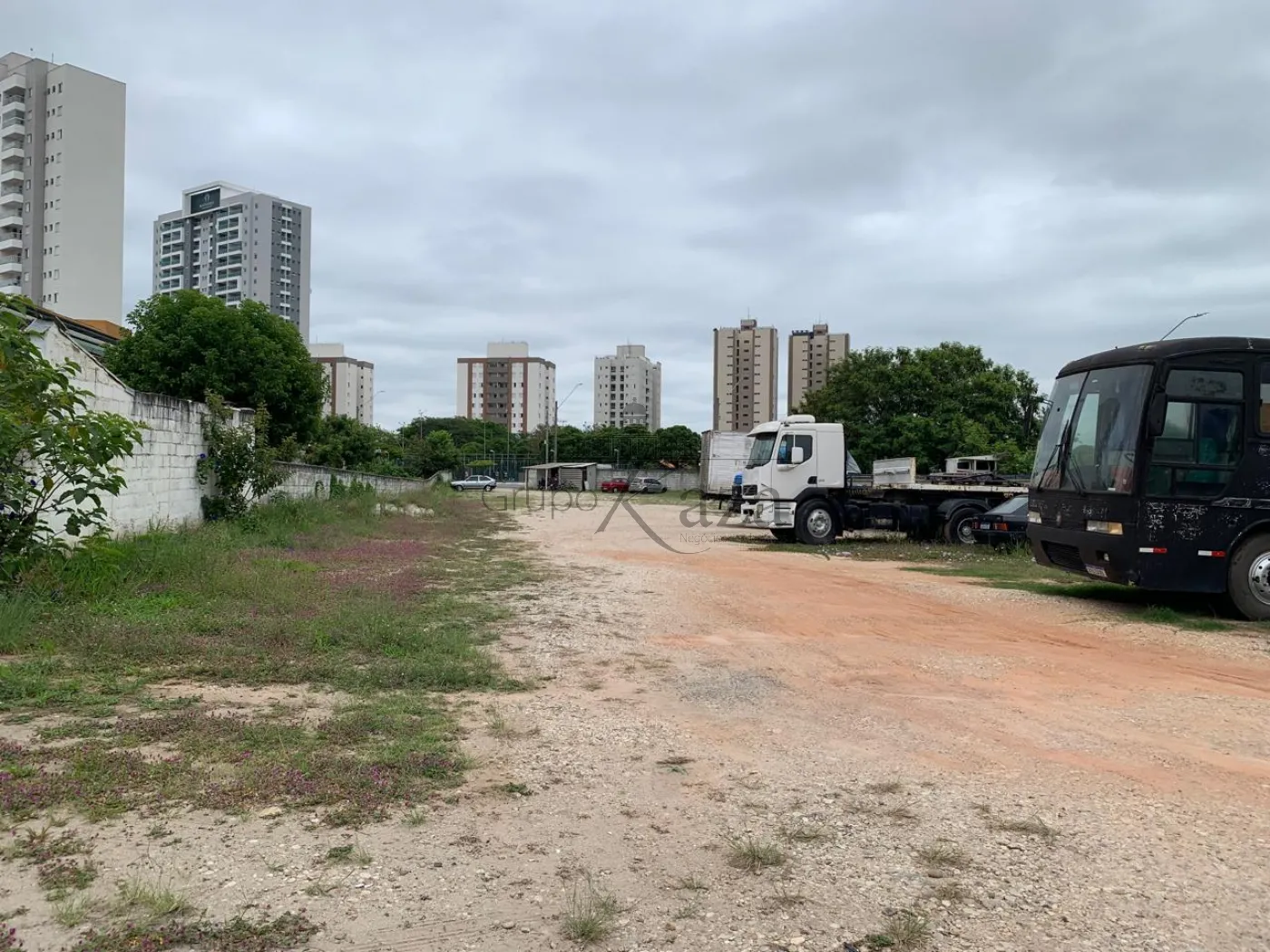 Foto 2 de Terreno Comercial em Centro, Jacareí - imagem 2 Foto 2 de Terreno Comercial em Centro, Jacareí - imagem 2