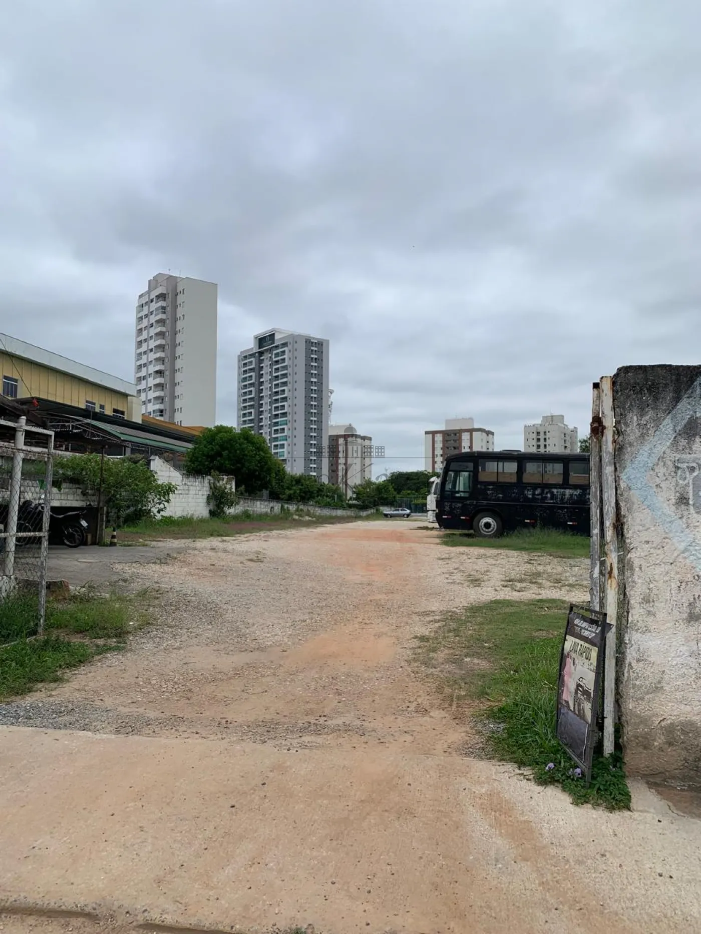 Foto 3 de Terreno Comercial em Centro, Jacareí - imagem 3 Foto 3 de Terreno Comercial em Centro, Jacareí - imagem 3