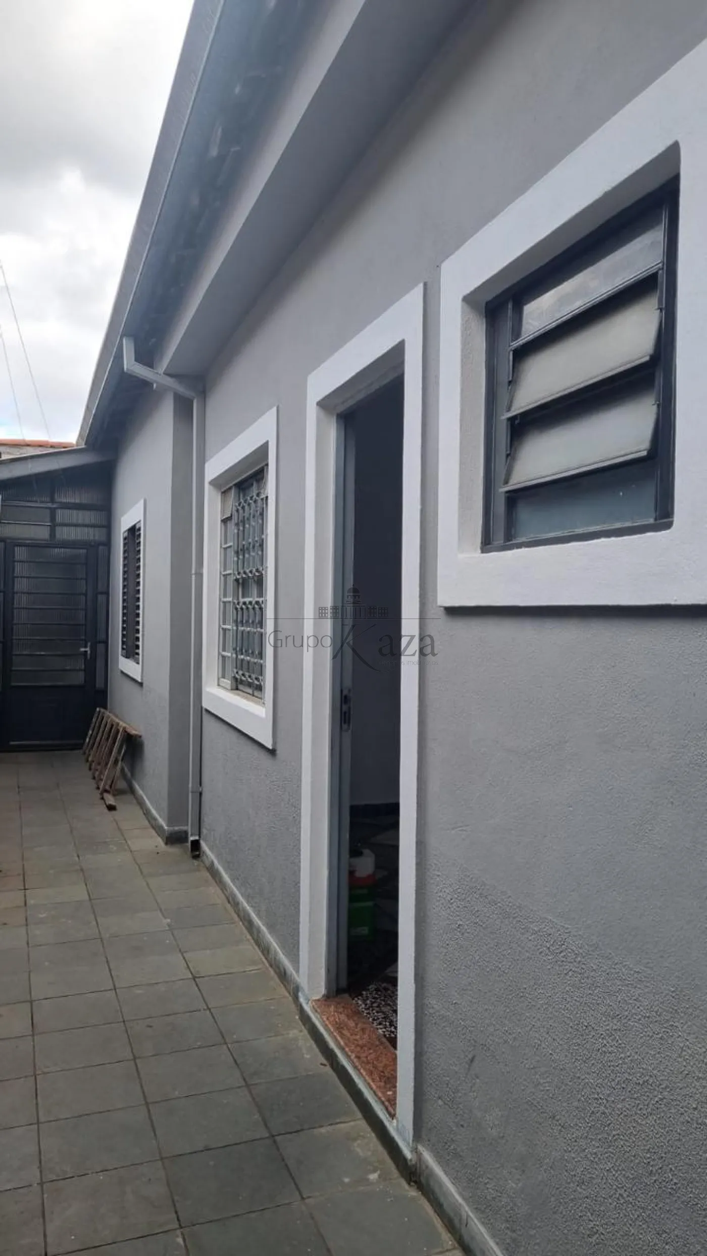 Foto 8 de Comercial Casa em Jardim Ismênia, São José dos Campos - imagem 8