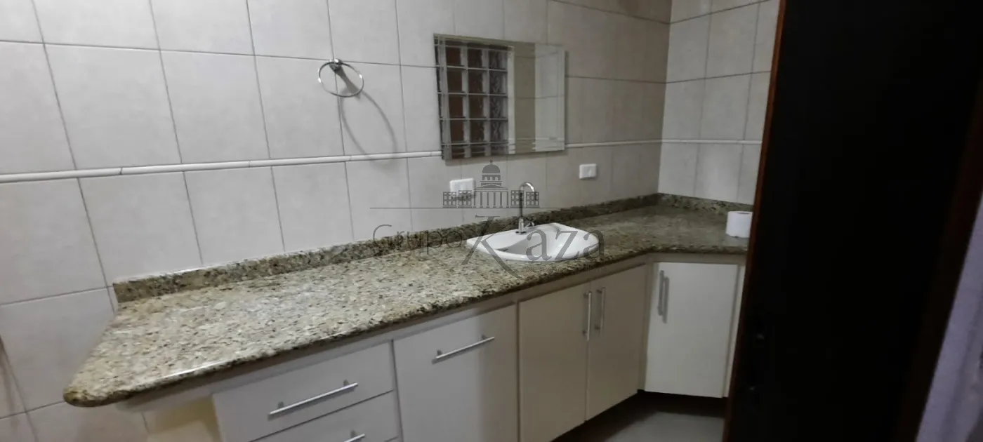 Foto 2 de Casa Sobrado em Vila Indústrial, São José dos Campos - imagem 2 Foto 2 de Casa Sobrado em Vila Indústrial, São José dos Campos - imagem 2