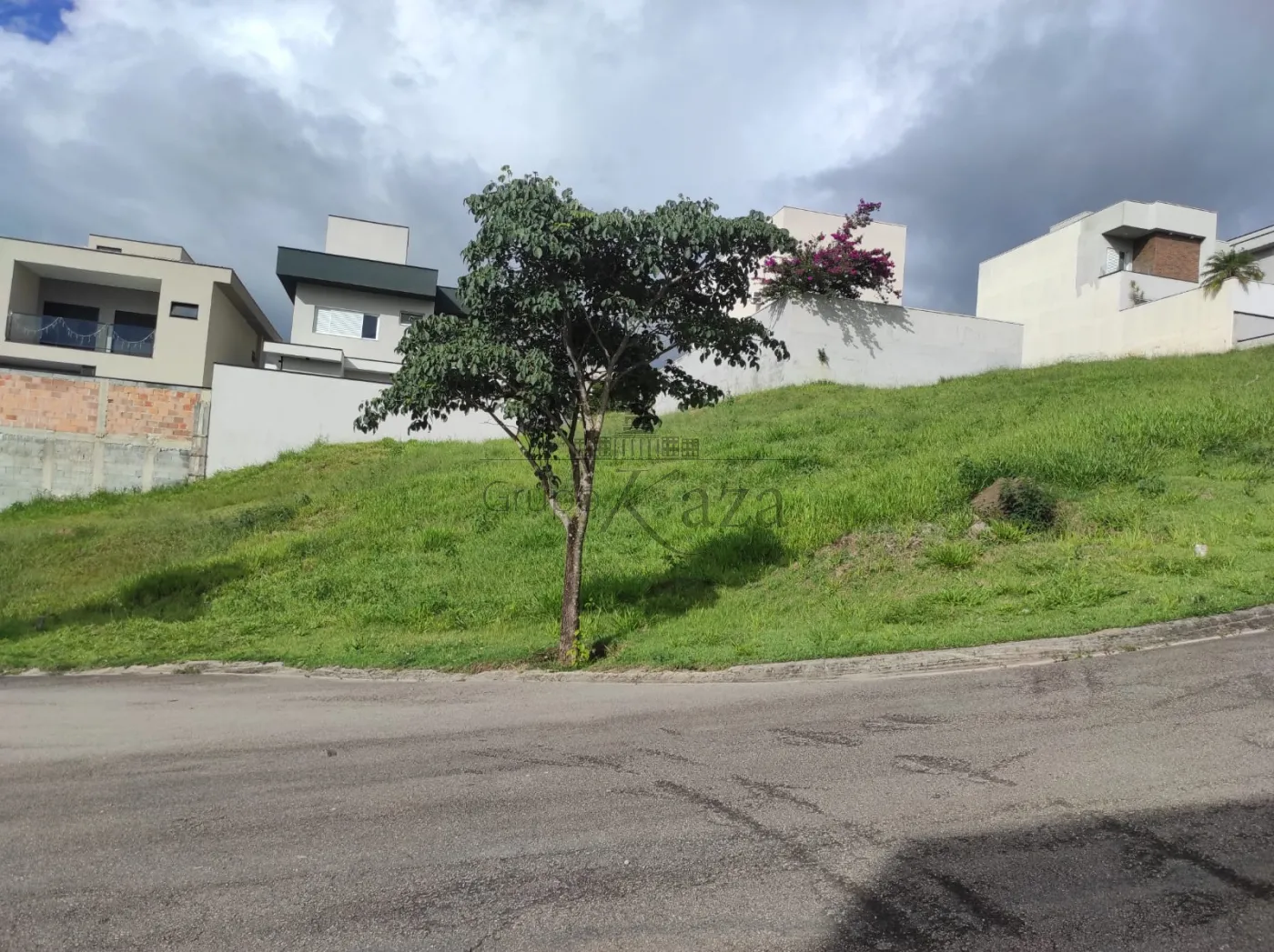 Foto 1 de Terreno Condomínio em Jardim Califórnia, Jacareí - imagem 1 Foto 1 de Terreno Condomínio em Jardim Califórnia, Jacareí - imagem 1