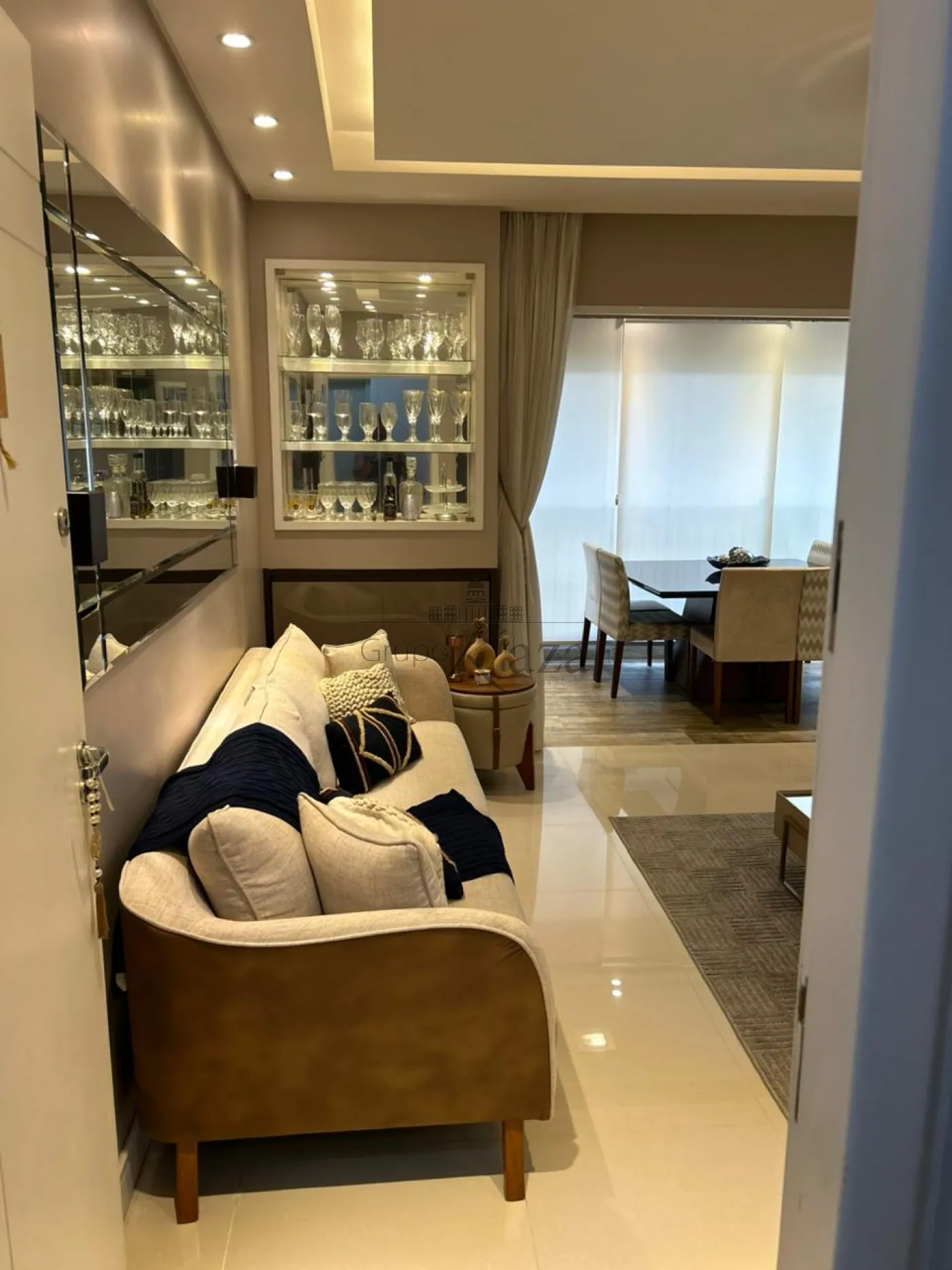 Foto 1 de Apartamento Padrão em Jardim das Indústrias, São José dos Campos - imagem 1 Foto 1 de Apartamento Padrão em Jardim das Indústrias, São José dos Campos - imagem 1