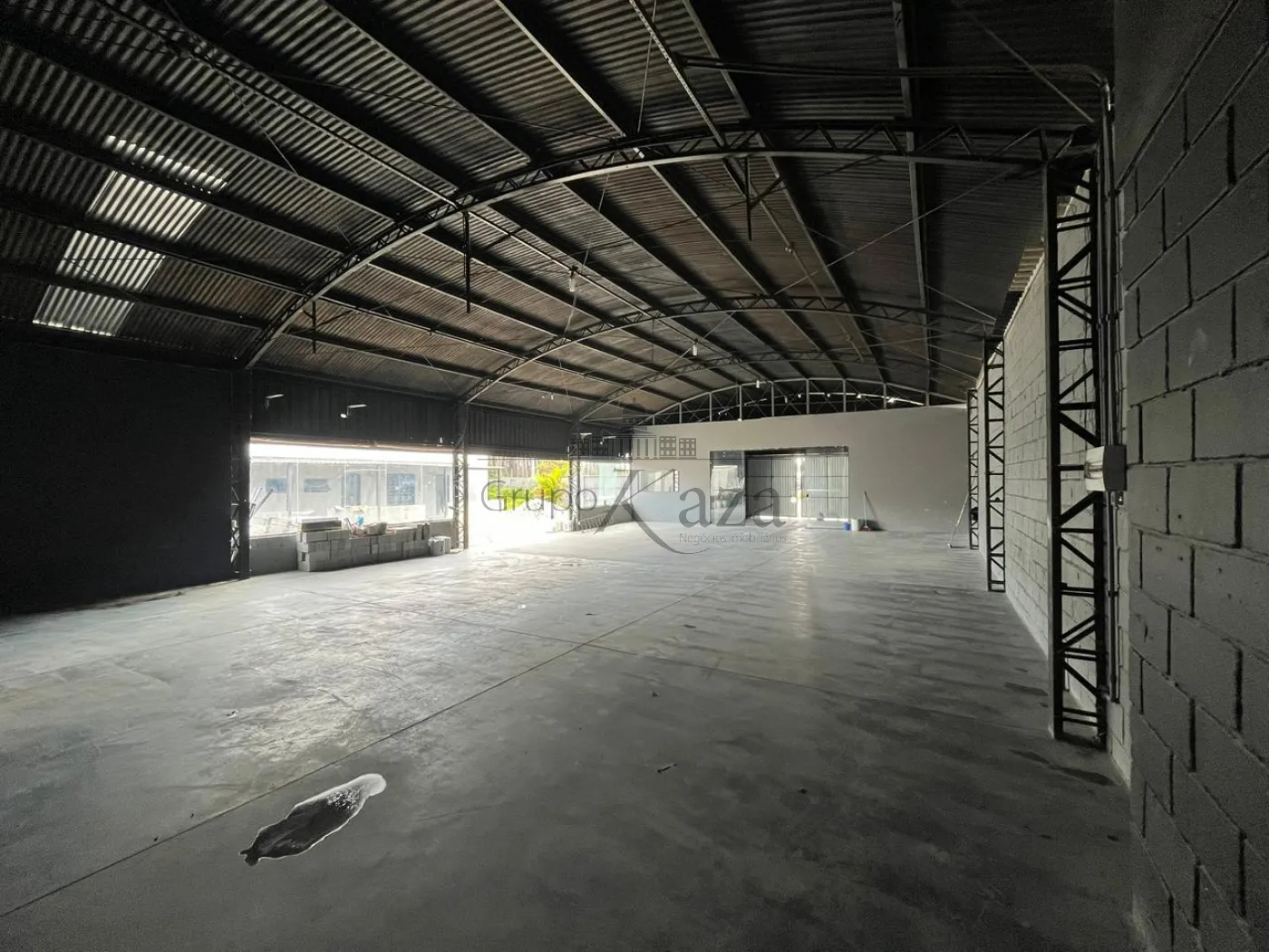 Foto 3 de Comercial Galpão em Parque Industrial, São José dos Campos - imagem 3 Foto 3 de Comercial Galpão em Parque Industrial, São José dos Campos - imagem 3