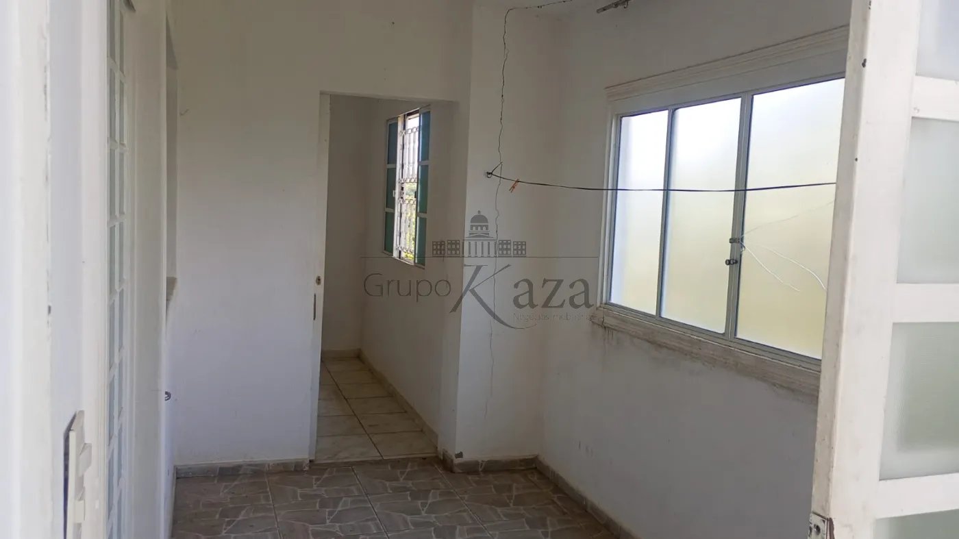 Foto 2 de Casa Padrão em Chácaras Reunidas Igarapés, Jacareí - imagem 2 Foto 2 de Casa Padrão em Chácaras Reunidas Igarapés, Jacareí - imagem 2