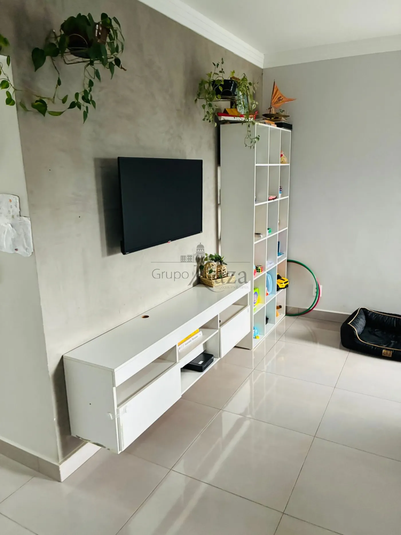 Foto 2 de Casa Padrão em Vale dos Pinheiros, São José dos Campos - imagem 2 Foto 2 de Casa Padrão em Vale dos Pinheiros, São José dos Campos - imagem 2