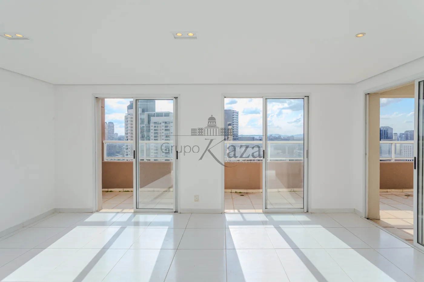 Foto 3 de Apartamento Cobertura Duplex em Brooklin Paulista, São Paulo - imagem 3