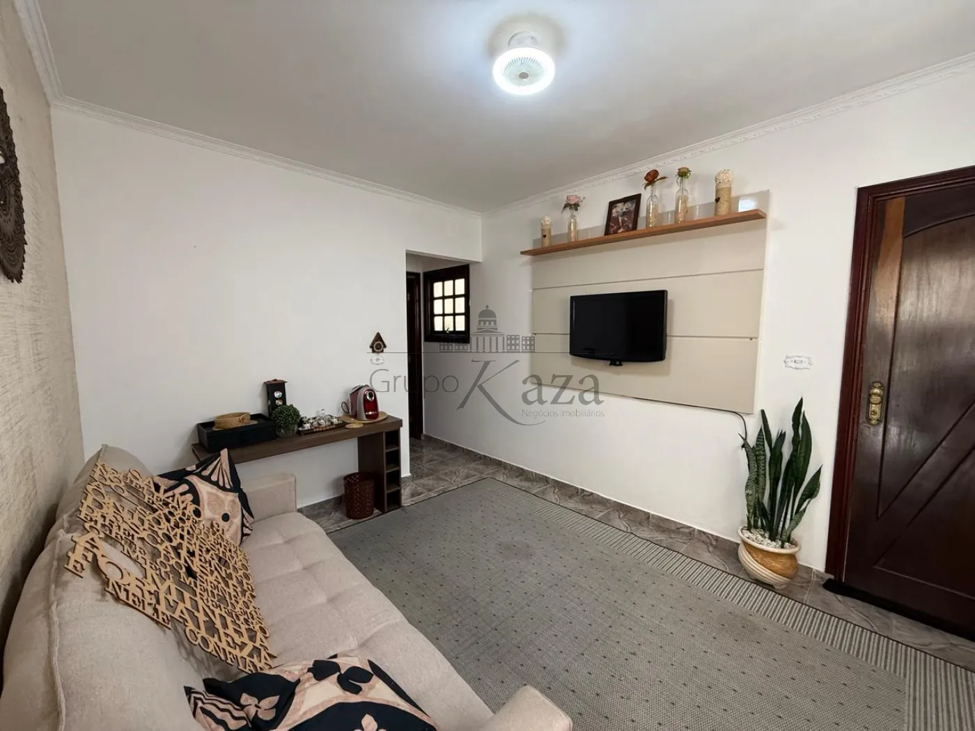 Foto 1 de Casa Sobrado em Cidade Jardim, Jacareí - imagem 1 Foto 1 de Casa Sobrado em Cidade Jardim, Jacareí - imagem 1