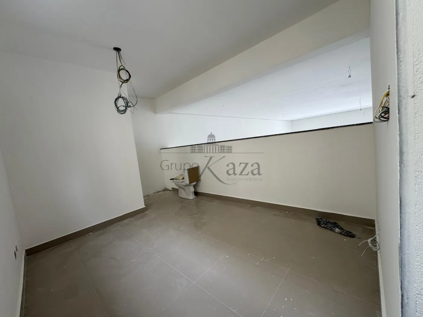 Mezanino Esquerdo Mezanino Esquerdo