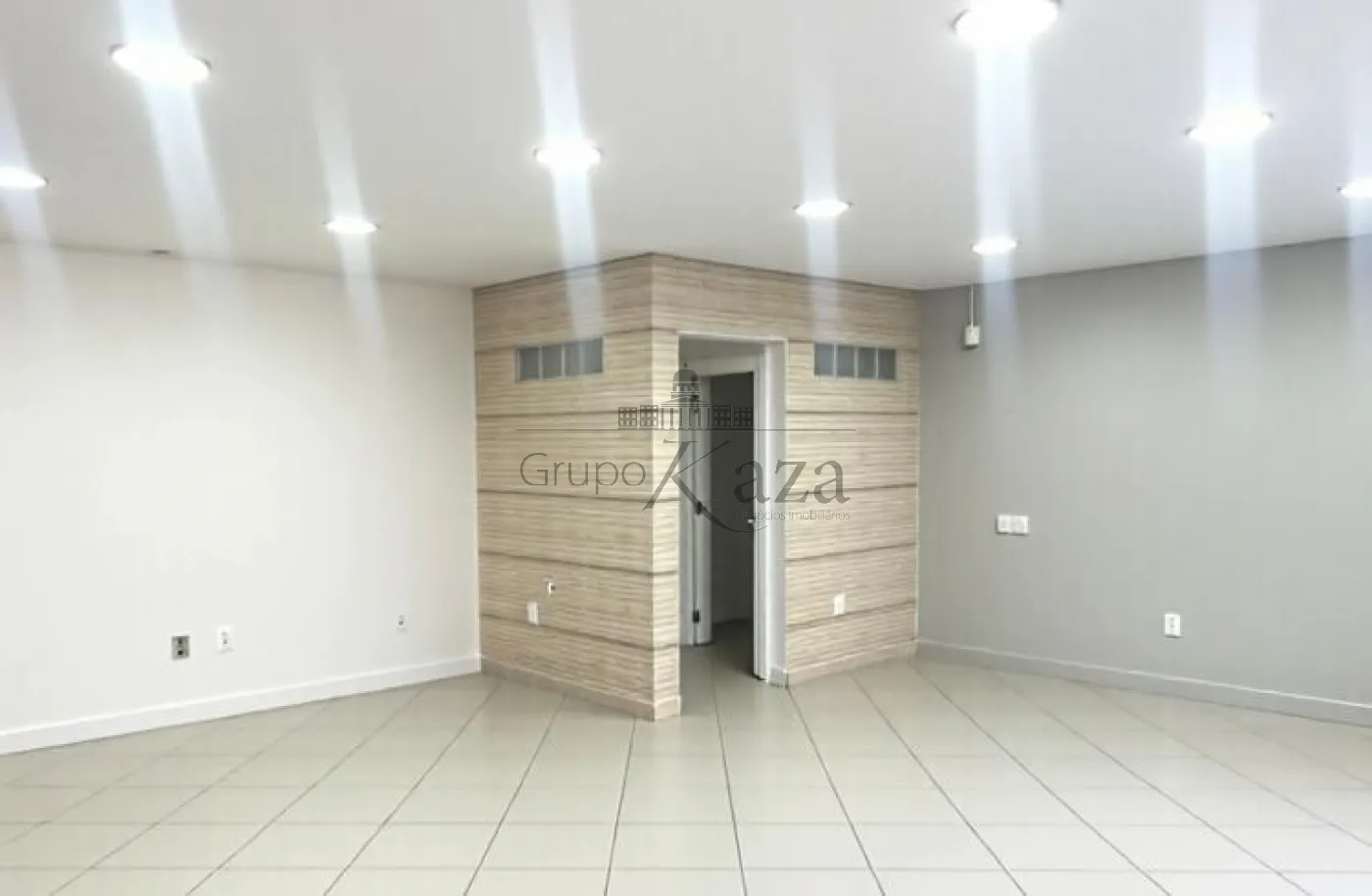 Foto 2 de Comercial Galpão em Parque Industrial, São José dos Campos - imagem 2 Foto 2 de Comercial Galpão em Parque Industrial, São José dos Campos - imagem 2